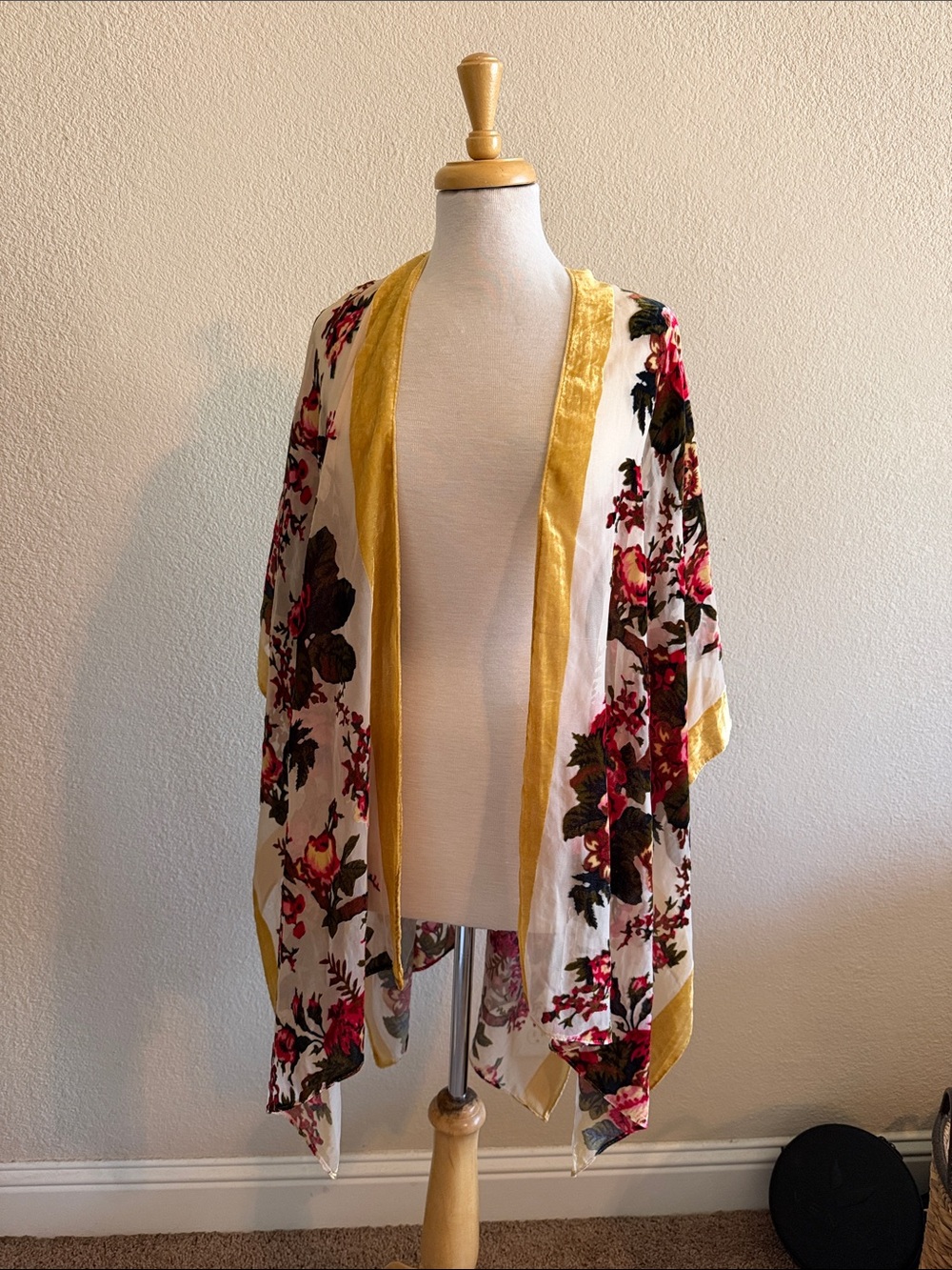 Floral White Kimono Jacket with Gold Trim